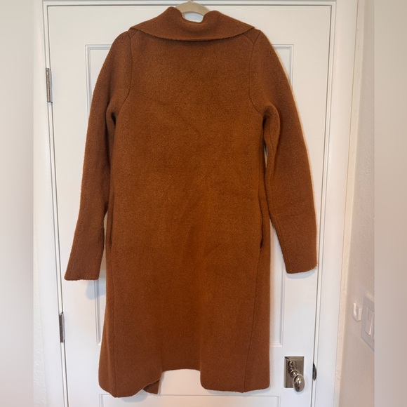 L'academie London Cardigan in Camel - Picture 4 of 4
